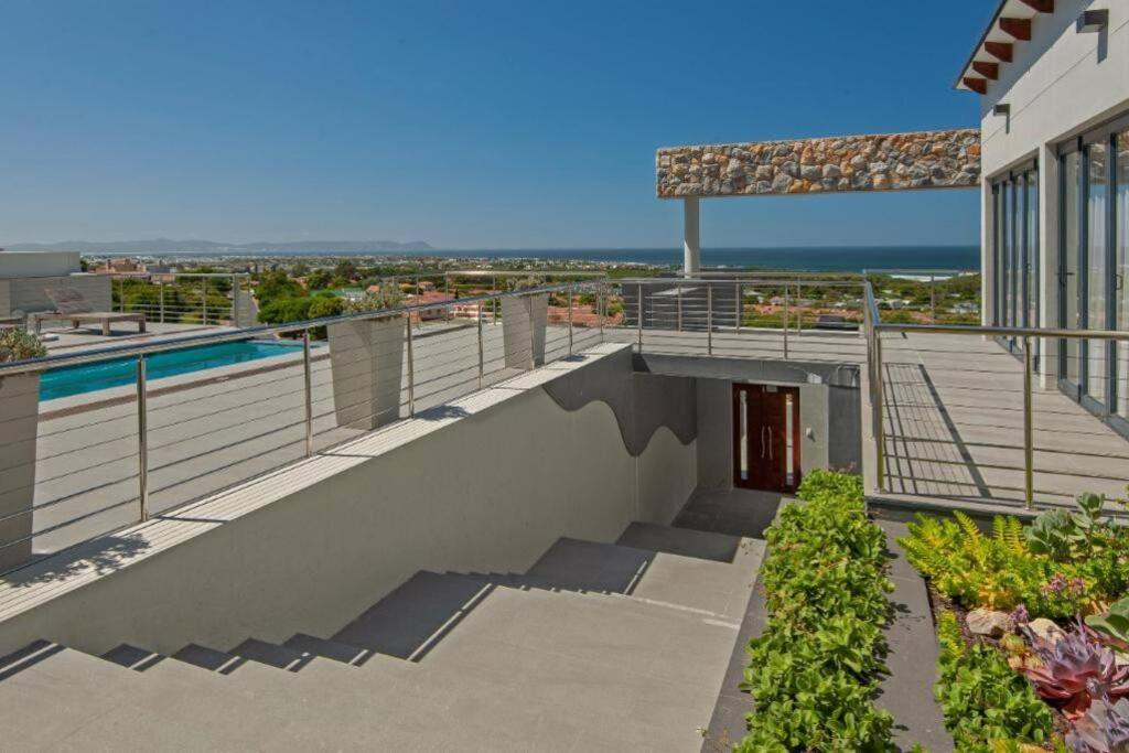 Waterstone Villa Hermanus Exterior photo